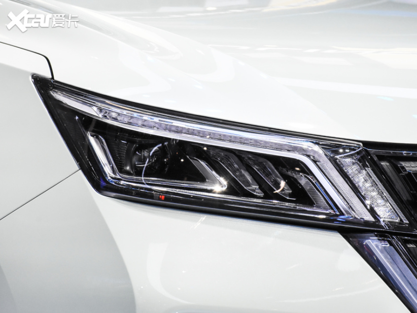 上汽通用五菱2021款五菱星辰