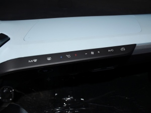 2021���ۿ� ���{�{��