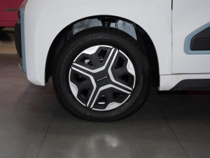 2021���昷�� ݆Ȧ