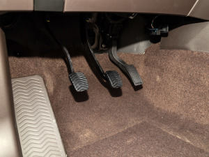 2021��1.5L ��ȡ��  �п؅^