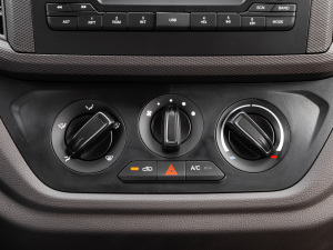 2021��1.5L ��ȡ��ⴰ܇ �п؅^