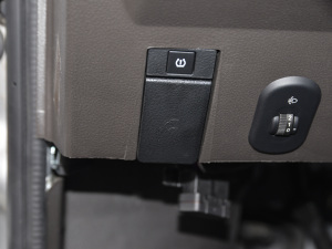 2021款加长版 1.5L 标准助力型 7座 空间座椅