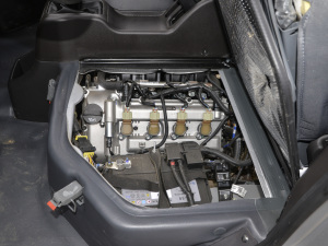 2021款加长版 1.5L 标准助力型 7座 其它