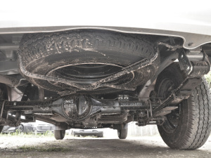 2021款S 1.2L 标准空调型 5座 备胎
