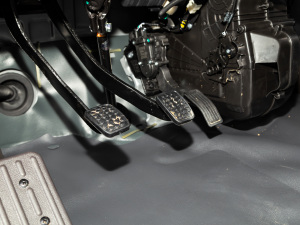 2021L 1.5L ͷⴰ܇ 2 п؅^