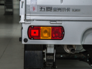 2021款1.5L 基本型单排 细节外观