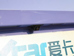 2022款马卡龙缤纷款 三元锂 细节外观