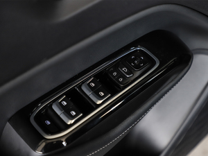 2022280T 1.5T CVTŞ {܇ƅ^(q)	