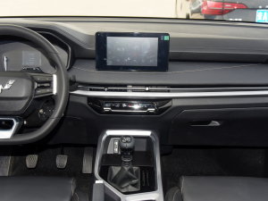 2022款1.5T 手动舒享活力型 中控台