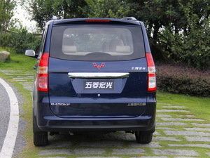 2010款1.2L 舒适版 正后	
