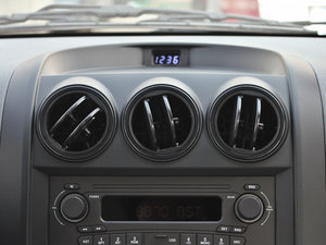 2010款1.4L 基本版 空调出风口