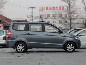 2010款1.2L 舒适版 整体外观