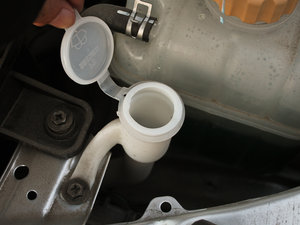 2010款1.2L 标准版 其它