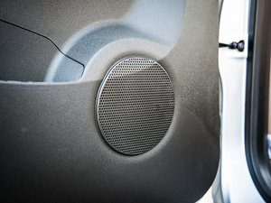 2014款1.2L 手动标准型 空间座椅