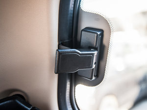 2014款1.2L 手动标准型 空间座椅