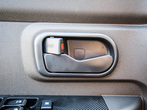 2014款1.2L 手动标准型 中控区