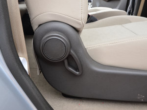 2014款1.5L 手动标准型 空间座椅