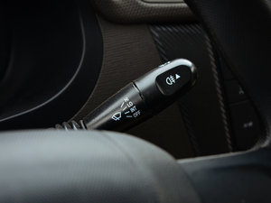 2014款1.5L 手动标准型 中控区