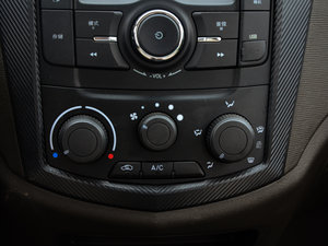 2014款1.5L 手动标准型 空调调节