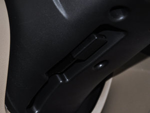 2014款S 1.5L自动豪华型 7座 中控区