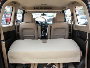 2014款S 1.2L 手动标准型 空间座椅
