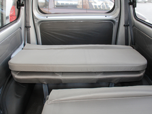 2016款1.2L 手动实用型  空间座椅