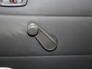 2016款1.5L 手动实用型  空间座椅