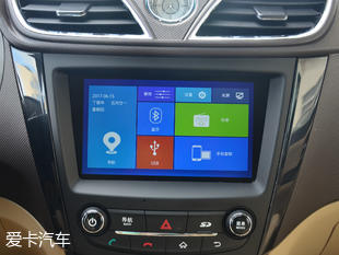 上汽通用五菱2016款五菱宏光