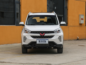 2018款1.5T 手动豪华型 国V 正前