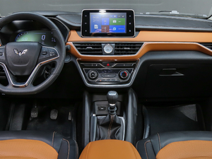 2018款1.5T 手动豪华型 国V 中控台