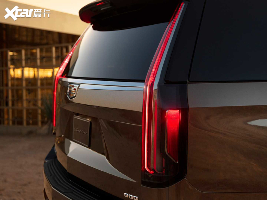 2021P׵ESCALADE LS