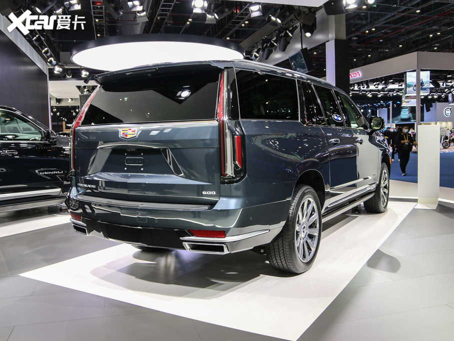 2021P׵ESCALADE LS