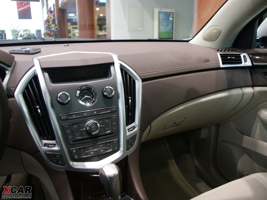 2010��P������SRX 3.0L ��Ş��