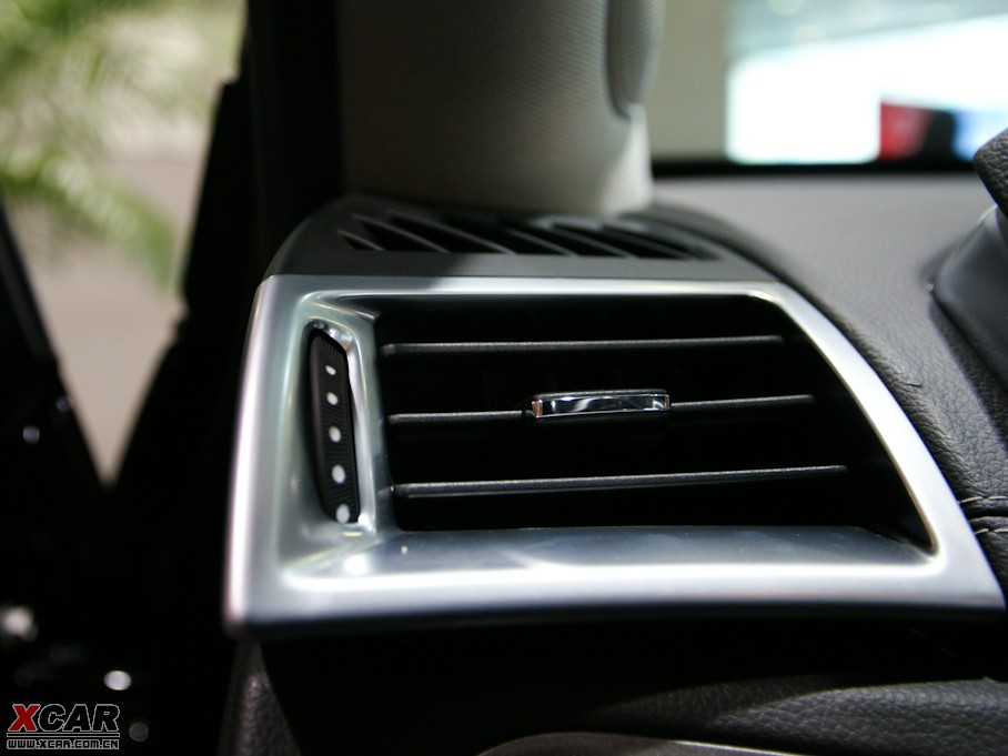 2010��P������SRX 3.0L ��Ş��