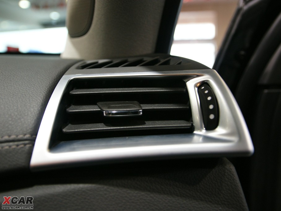 2010��P������SRX 3.0L ��Ş��