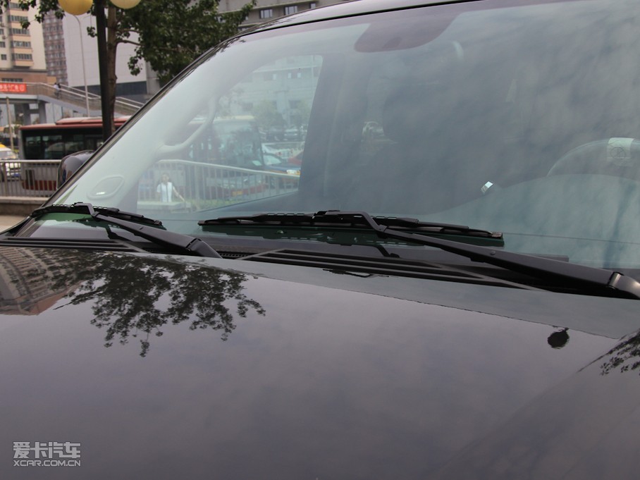 2009P׵Hybrid 6.0 τ