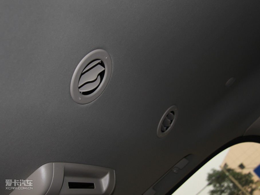 2009P׵Hybrid 6.0 τ