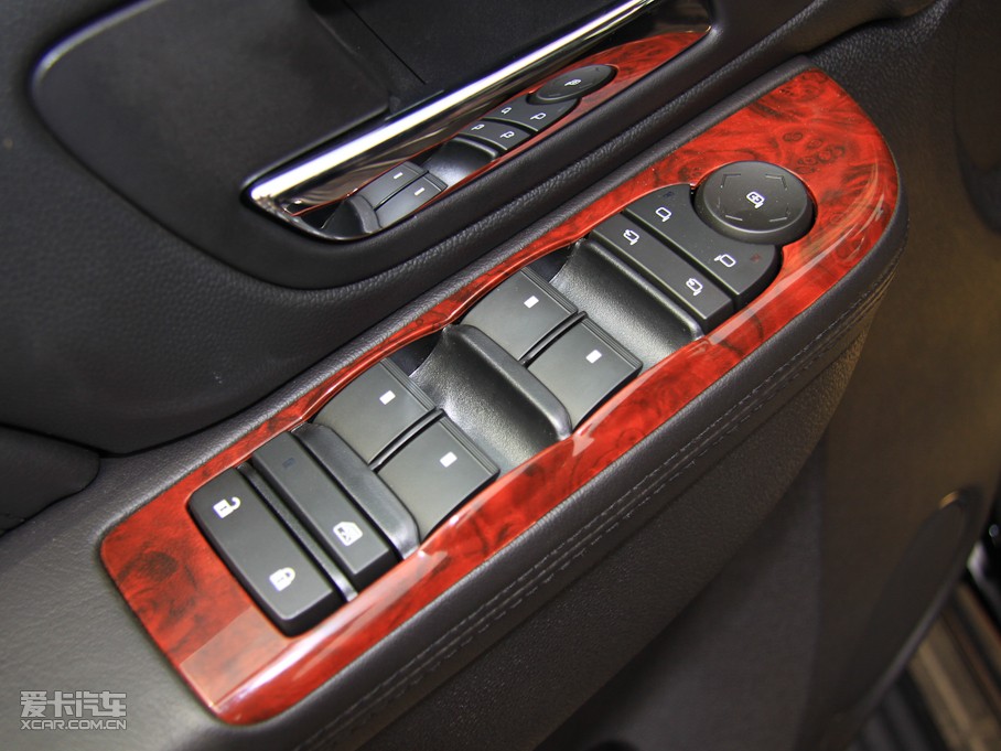 2009P׵Hybrid 6.0 τ