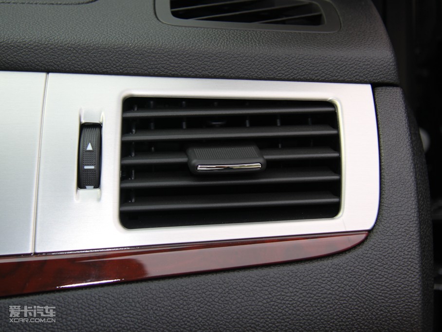 2009P׵Hybrid 6.0 τ