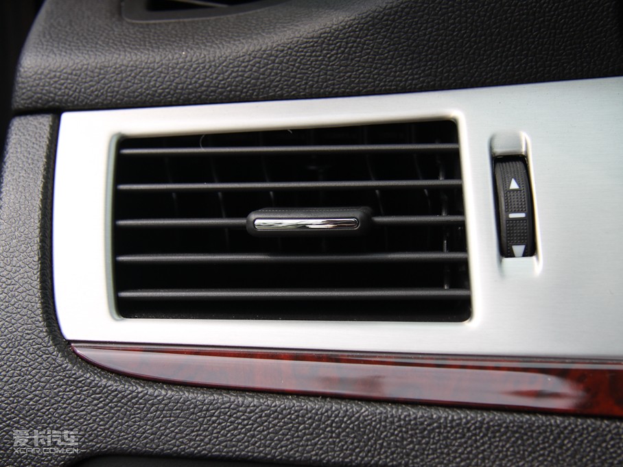 2009P׵Hybrid 6.0 τ