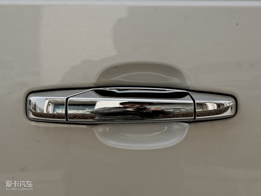 2010P׵Hybrid 6.0 τ