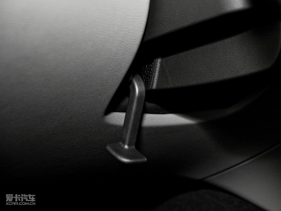 2011��P������SRX 3.0L ��Ş��