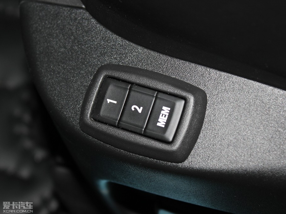 2012PSRX 66̖·o 3.0L I