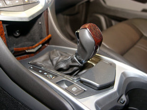 2011款3.0L 旗舰版 中控区