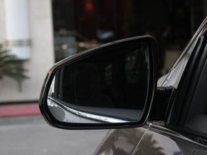 201266̖·o 3.0L I ^