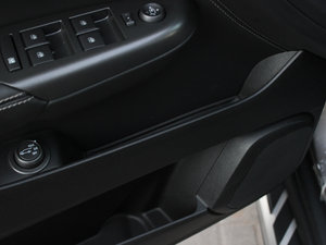 201266̖·o(j) 3.0L I(lng) ǰTg