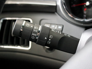 20113.6L Coupe п؅^(q)