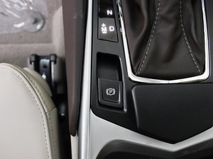 2013款3.0L 领先版 驻车制动器