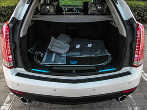 2013款3.0L 豪华版 行李厢空间
