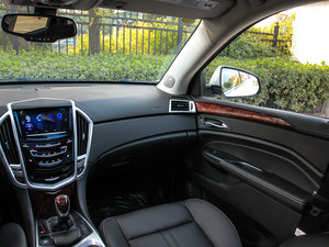 2013款3.0L 豪华版 中控区